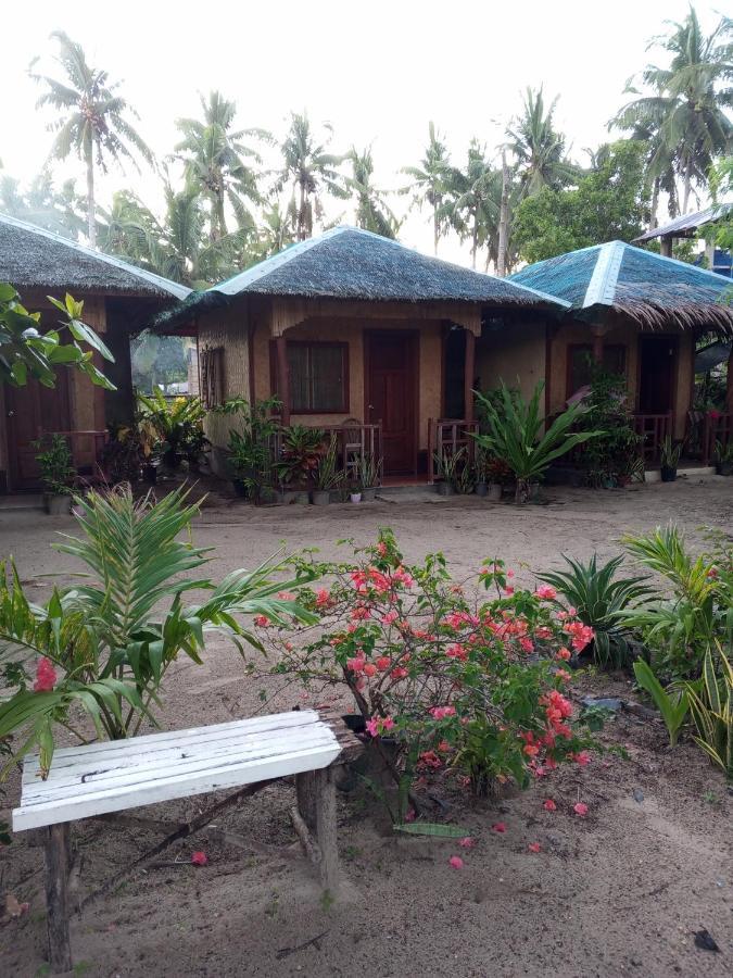Akoya Beach Park And Cottages Locaroc Exteriér fotografie